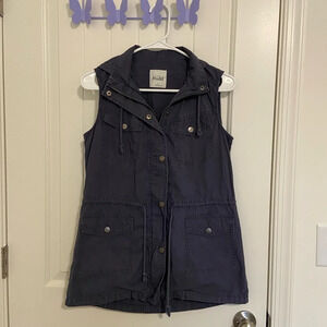 EUC | Mudd women’s‎ dark blue cargo zipper vest — medium